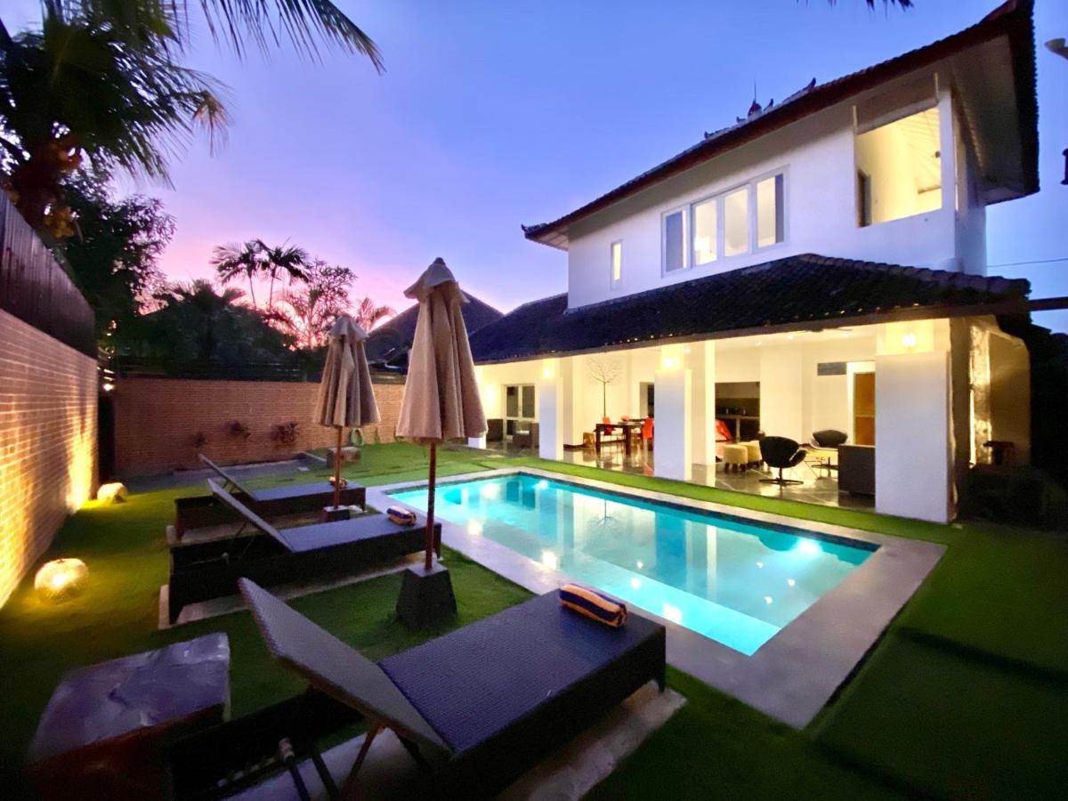 Villa Julia | Heart Of Seminyak | 350M Beach Exterior photo